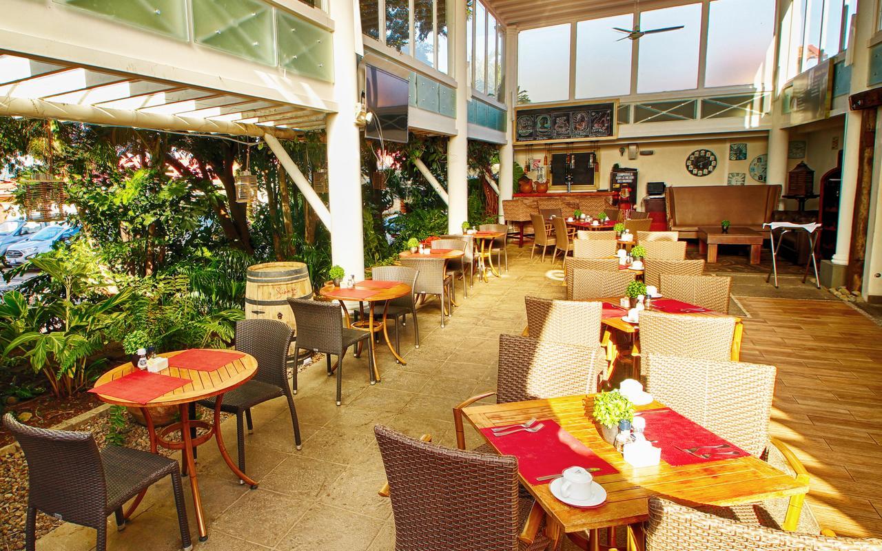 La Riviera Hotel San Antonio De Belen Экстерьер фото