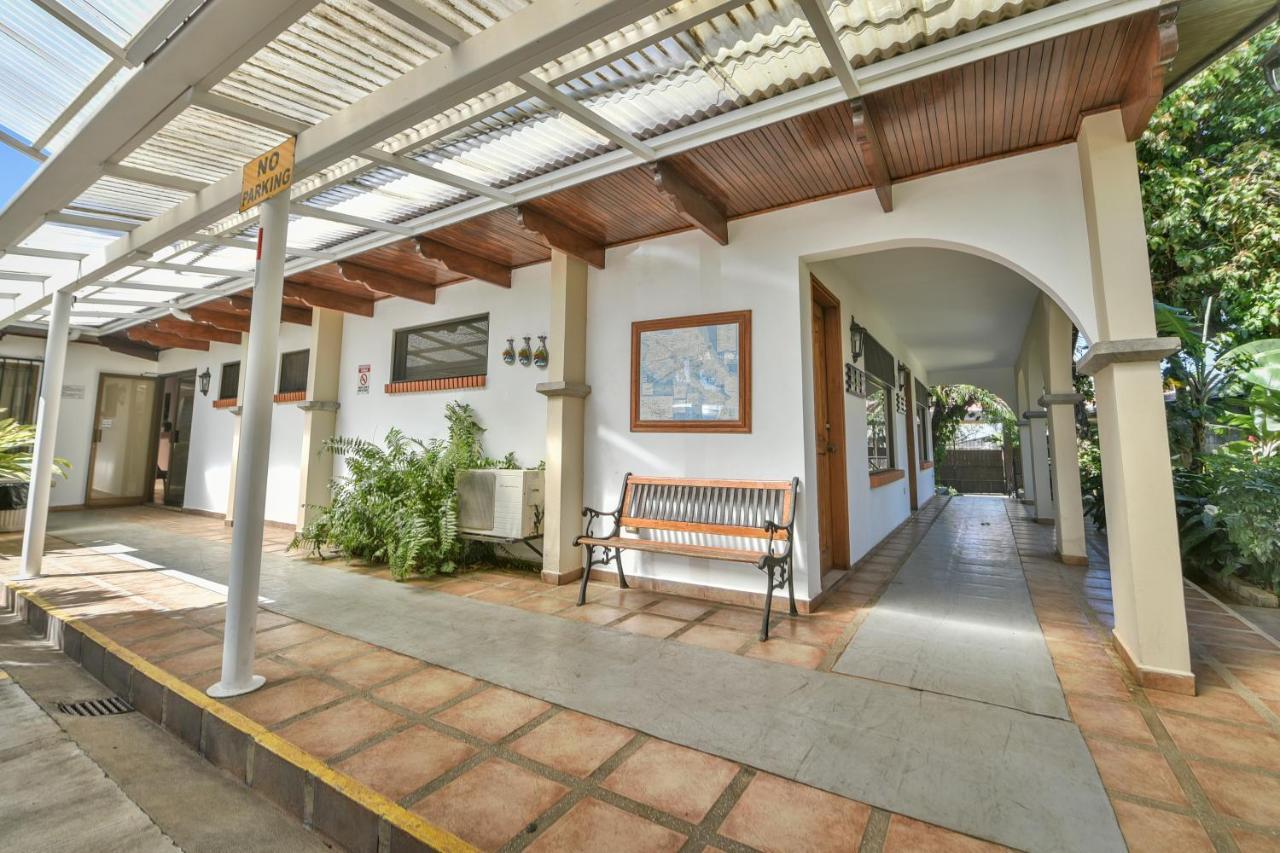 La Riviera Hotel San Antonio De Belen Экстерьер фото