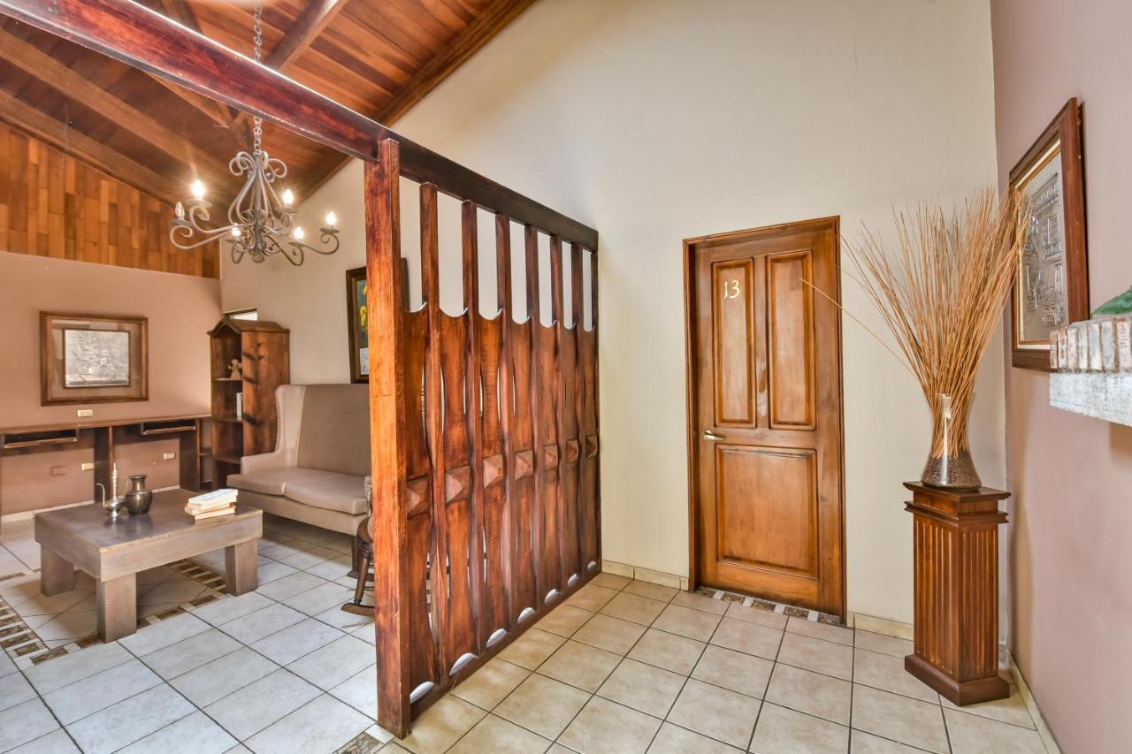 La Riviera Hotel San Antonio De Belen Экстерьер фото